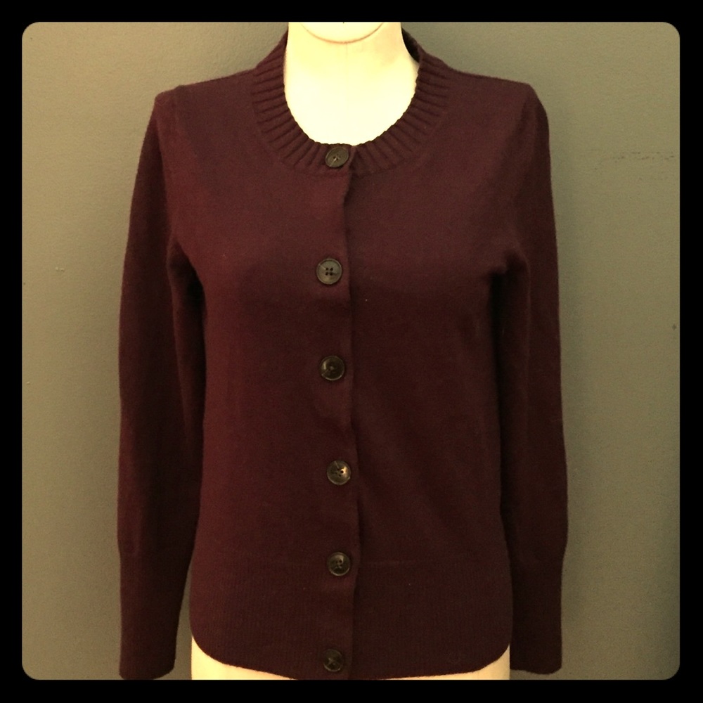 Banana Republic Merino wool wine cardigan sweater